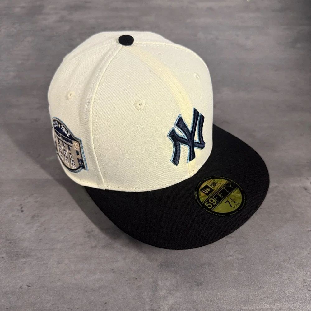 New Era New York Yankees Hat 7 1/4 Cream‎ Sky Blue Navy 2 Tone FAM Old Stadium